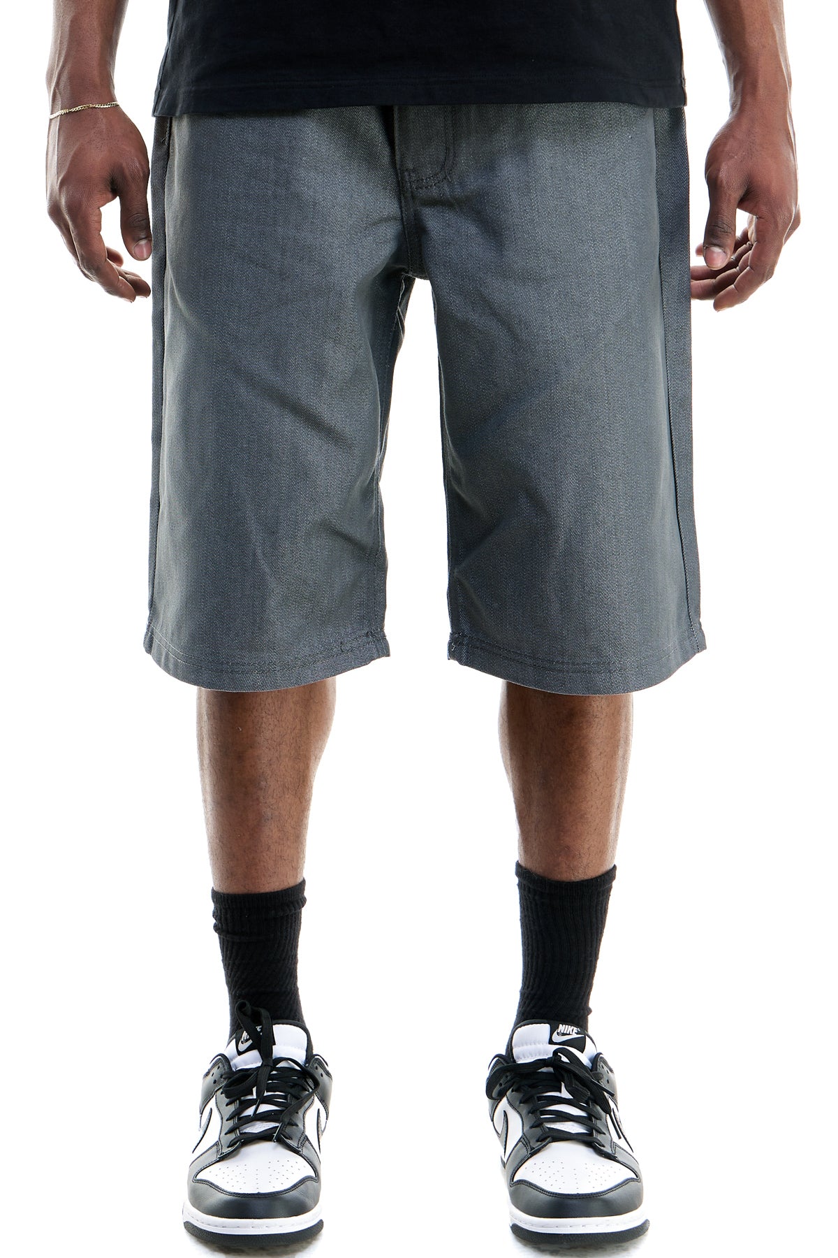 LOOSE SHORTS – KDNK