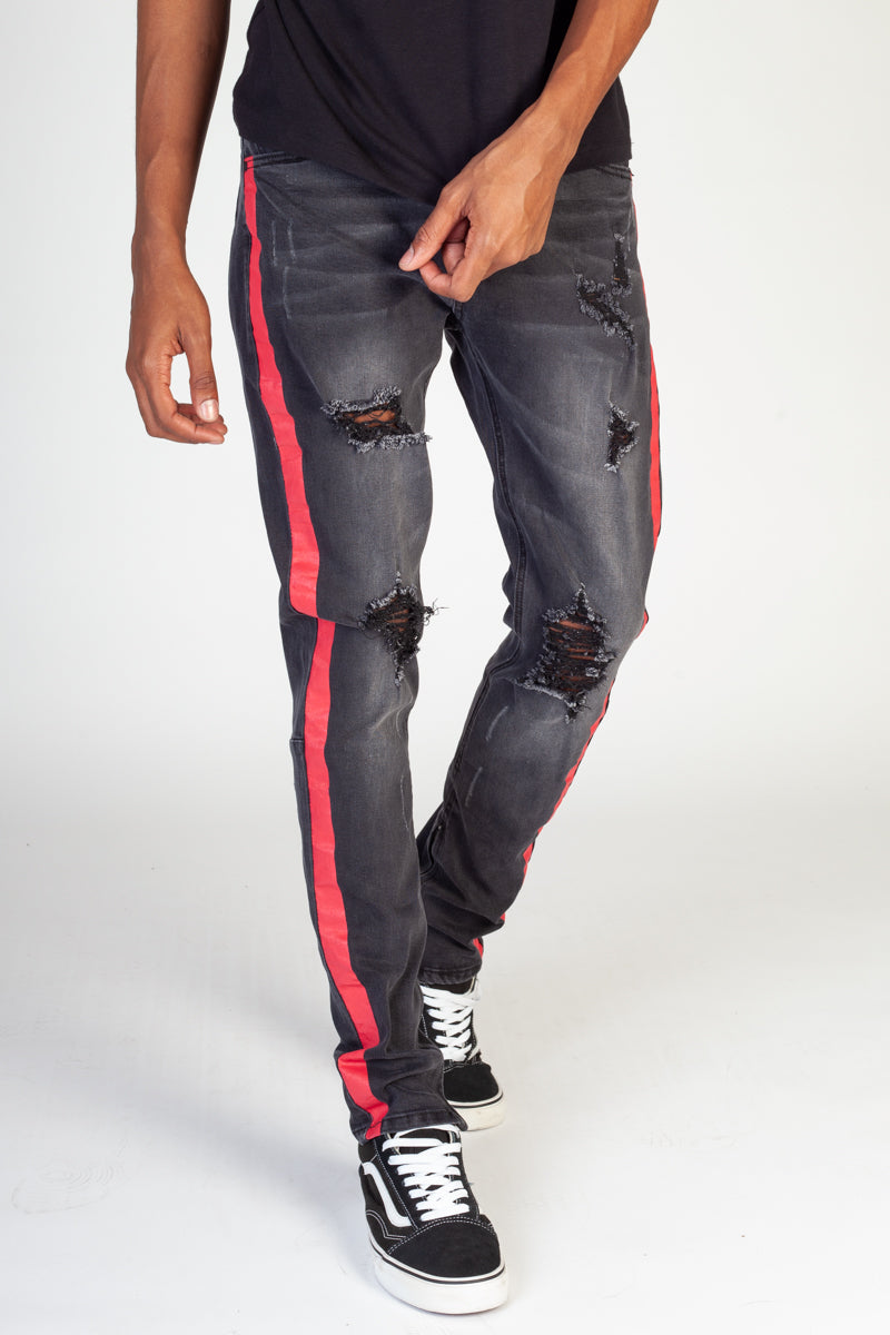 DISTRESSED SIDE JEANS –