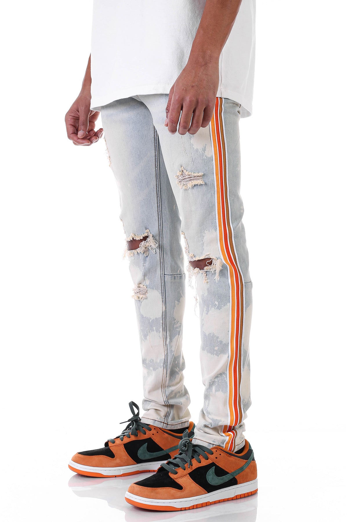 TRI-STRIPED BLEACHED JEANS