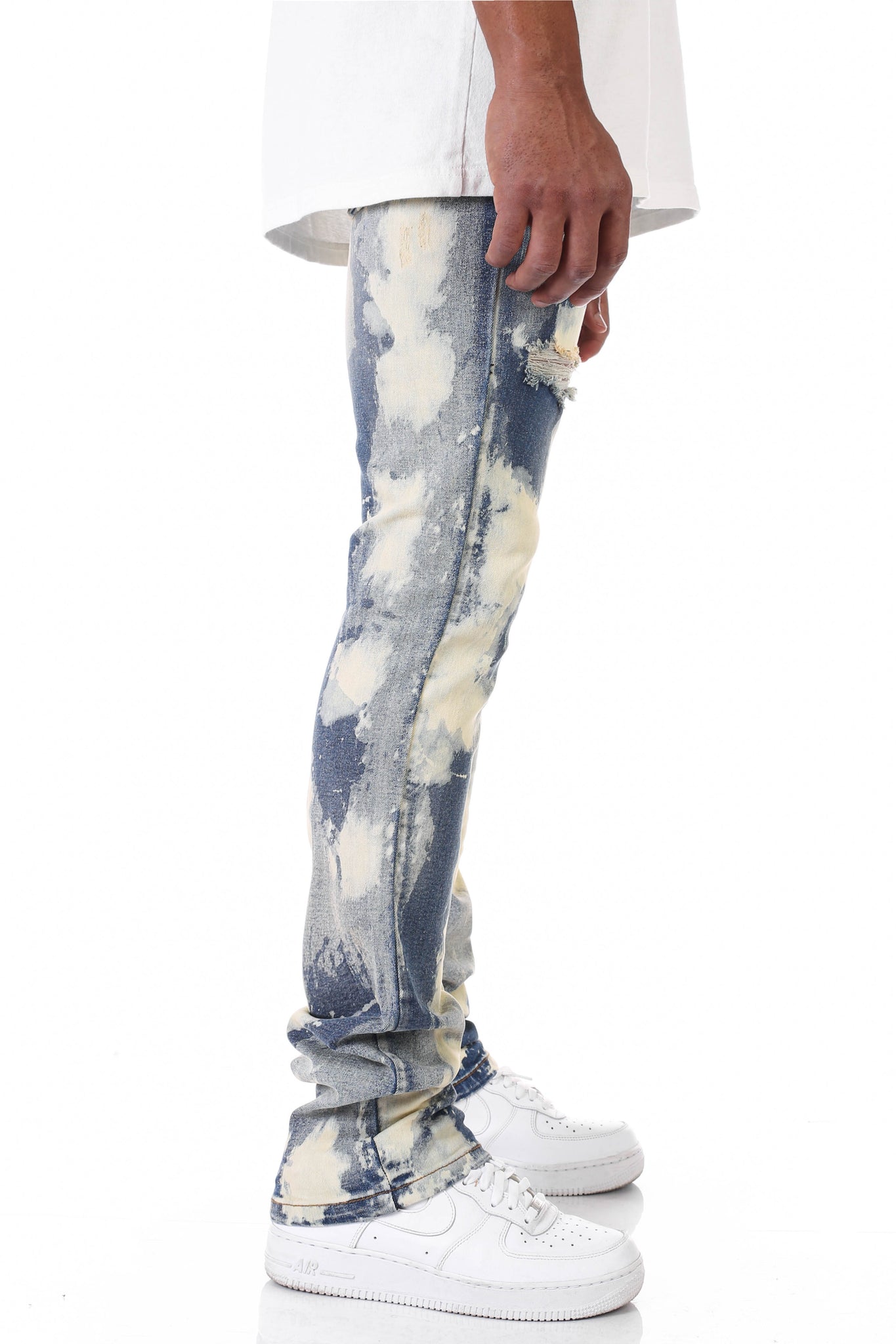 STACKED BLEACH JEANS