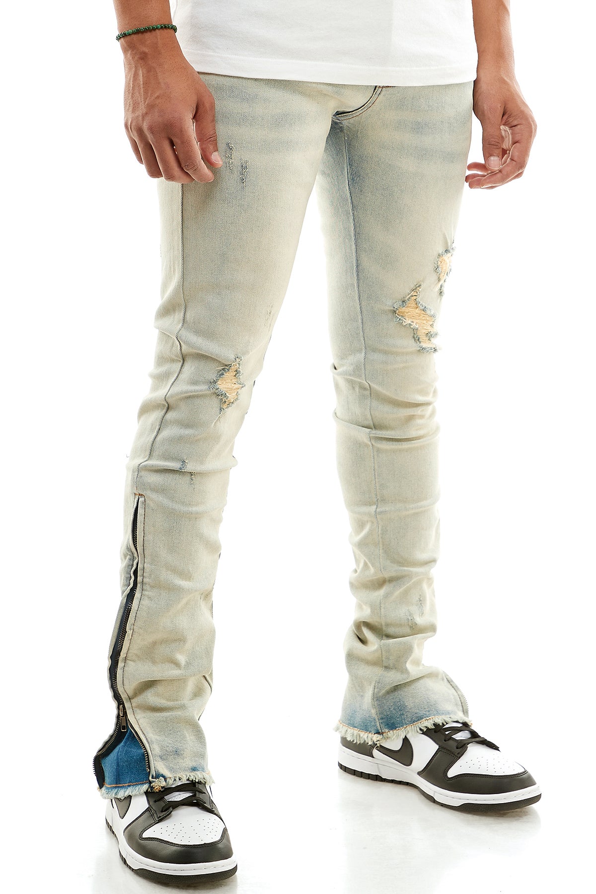 ZIPPED FLARE JEANS